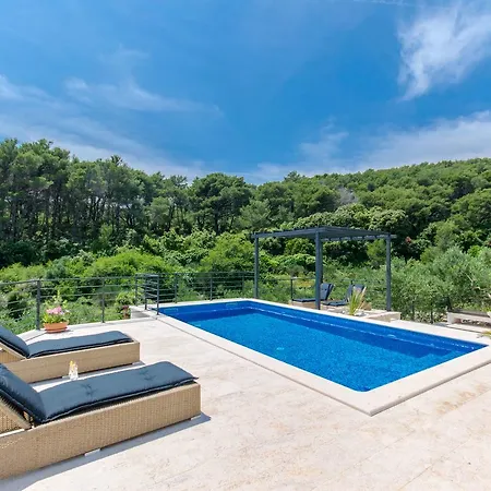 Rokova Vala * سومارتين