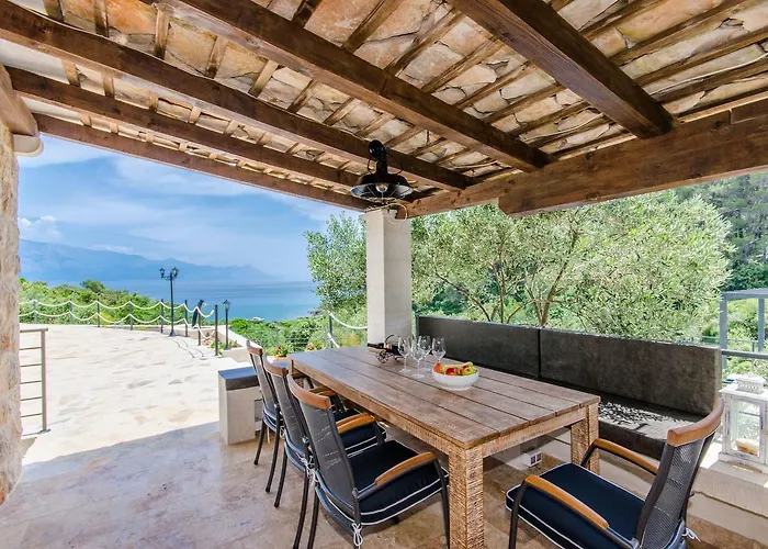 Villa Rokova Vala *