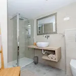 Rokova Vala Villa *