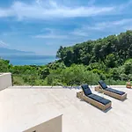 Villa Rokova Vala *